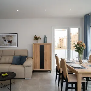  Apartment Aac - Con Terraza, Muy Amplio, Totalmente Equipado, Cerca Del Centro Y Nuevo!